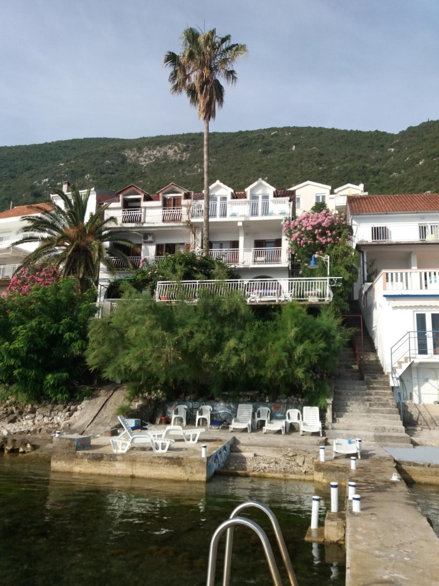 Apartment "I Love Njivice" Herceg Novi Exteriör bild