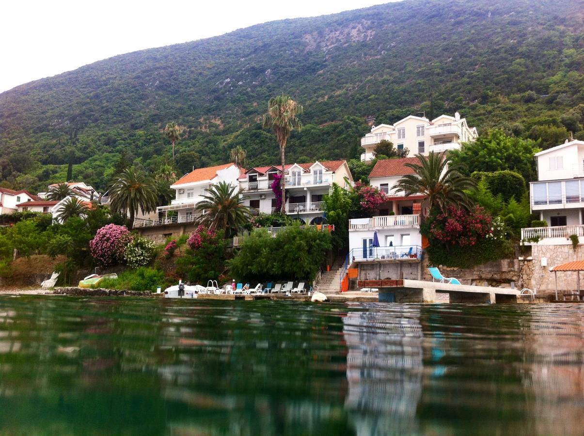 Apartment "I Love Njivice" Herceg Novi Exteriör bild